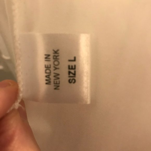 Petersyn White Cotton Blouse With Peplum In the Back - Picture 10 of 10